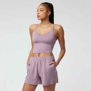 Vuori Halo Performance Crop Top Hearther Lilac